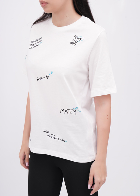 Жіноча біла футболка EQUILIBRI артикул W213 093 000 White FW2025 Фото ракурс 3 - Жіноча біла футболка EQUILIBRI артикул W213 093 000 White FW2025