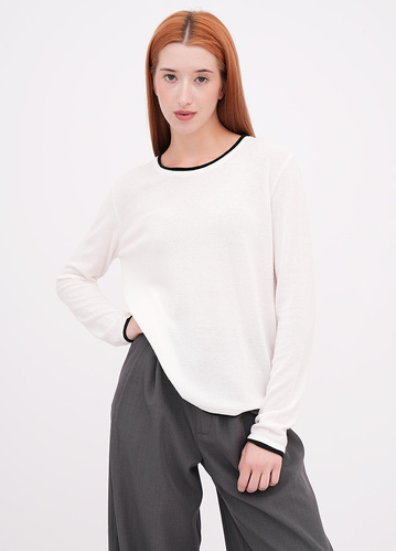 Фото ракурс 1 - Женский белый джемпер EQUILIBRI артикул W345 024 000 White FW2025