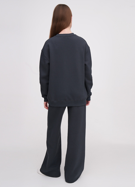 Фото ракурс 4 - Женский серый свитшот EQUILIBRI артикул W291 052 100 FUME FW2025