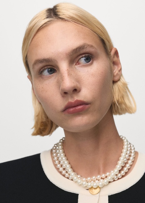 Фото ракурс 4 - Женский черный жакет Mango артикул 17085821 99 1 season