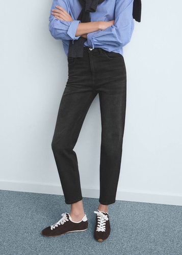 Фото ракурс 1 - Жіночі чорні джинси Mango артикул 27011238 TN 2 season