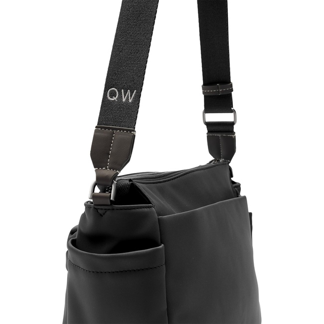 Фото ракурс 3 - Жіноча чорна сумка Parfois артикул 242357 _BK FW2025