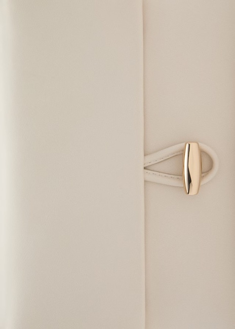 Фото ракурс 4 - Жіноча молочна сумка Mango артикул 17061156 02 1 season