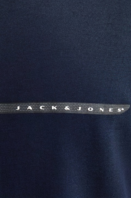 Фото ракурс 5 - Чоловічий синій лонгслів Jack & Jones артикул 12273134 Sky Captain SS2025