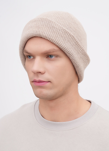 Фото ракурс 1 - Чоловіча бежева шапка EQUILIBRI артикул M881 001 000 Beige FW2025