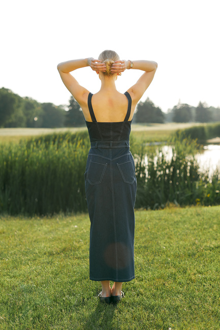 Фото ракурс 2 - Женское синее платье EQUILIBRI артикул BW552001 000 NAVY BLUE SS2025