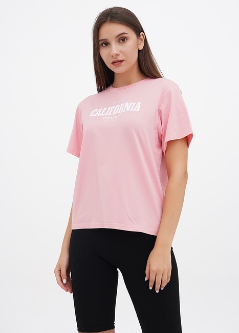 Фото ракурс 1 - Жіноча рожева футболка EQUILIBRI артикул KP T-Shirt OV Pr 3 Powder SS2024