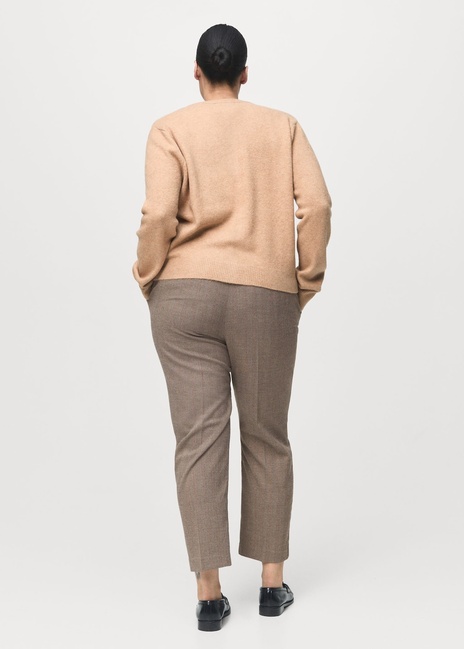 Женские серые брюки Mango артикул 17065799 91 1 season Фото ракурс 6 - Женские серые брюки Mango артикул 17065799 91 1 season