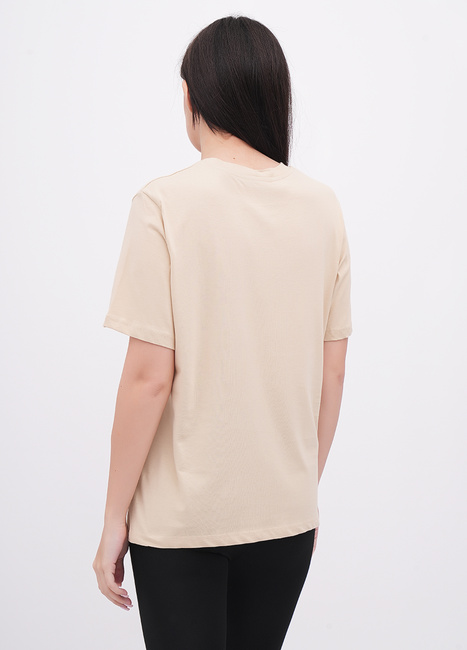 Жіноча бежева футболка EQUILIBRI артикул W213 097 000 Beige FW2025 Фото ракурс 2 - Жіноча бежева футболка EQUILIBRI артикул W213 097 000 Beige FW2025