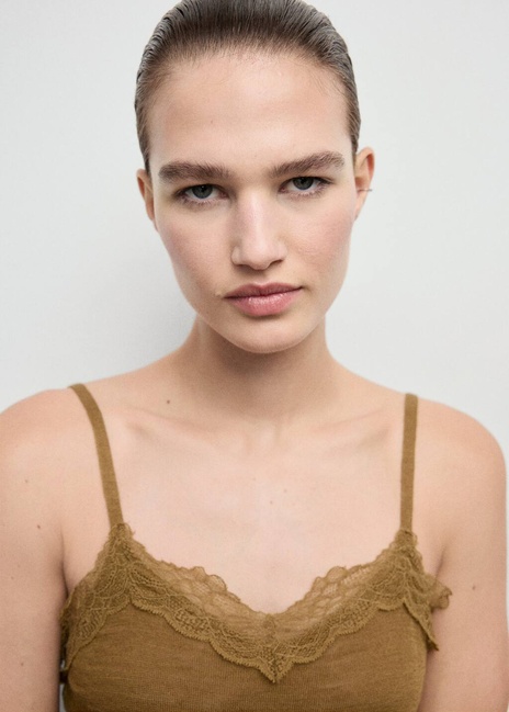 Фото ракурс 4 - Женский бежевый топ Mango артикул 17085824 16 1 season