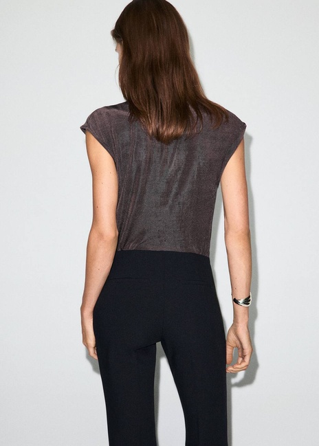Женский коричневый топ Mango артикул 17019115 30 1 season Фото ракурс 2 - Женский коричневый топ Mango артикул 17019115 30 1 season