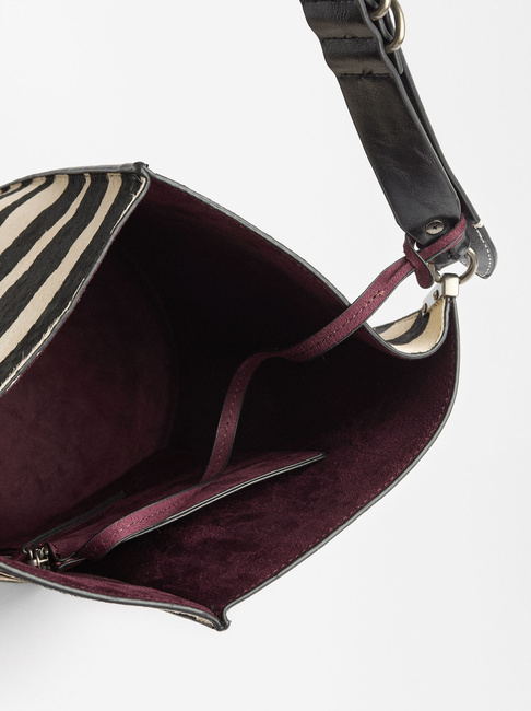 Фото ракурс 3 - Женская белая сумка Parfois артикул 227884 _WT SS2025