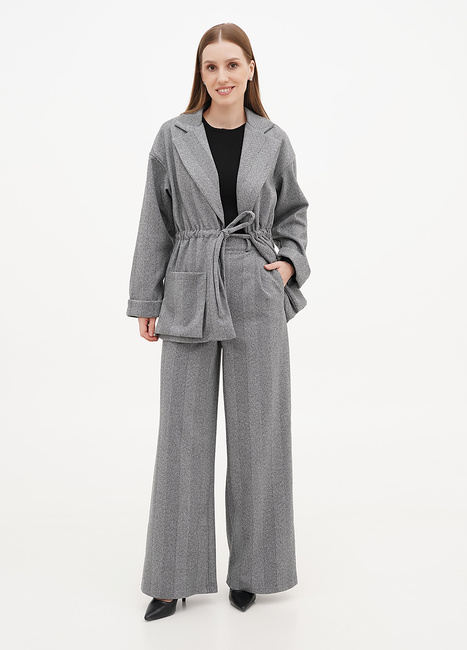 Фото ракурс 1 - Женские серые брюки EQUILIBRI артикул EL K Palacco 2 Grey FW2024