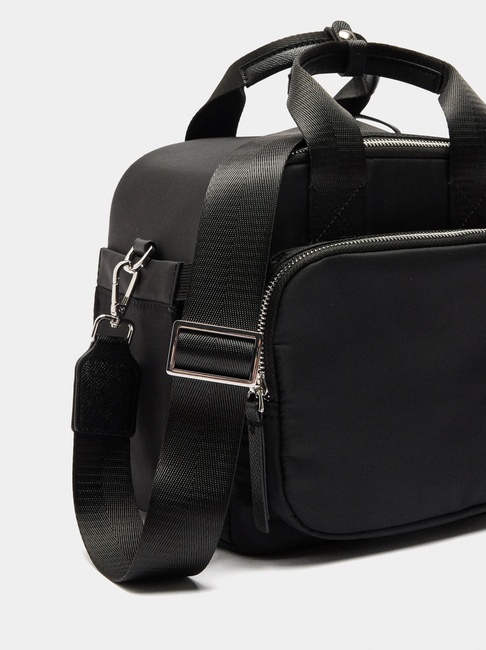 Жіноча чорна сумка Parfois артикул 2415911 BKM FW2025 Фото ракурс 3 - Жіноча чорна сумка Parfois артикул 2415911 BKM FW2025