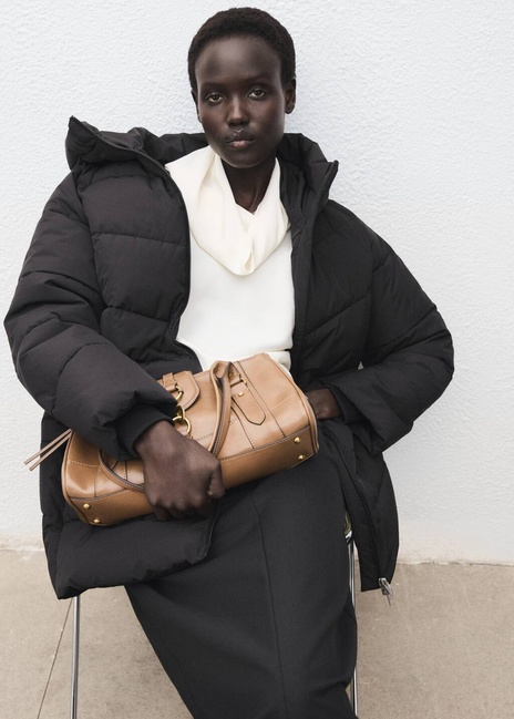 Фото ракурс 5 - Женская черная куртка Mango артикул 17017763 99 1 season