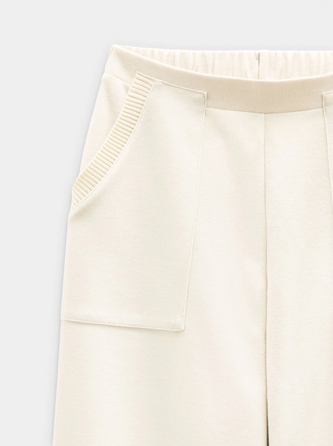 Жіночі молочні штани Parfois артикул 240327 _EC FW2025 Фото ракурс 5 - Жіночі молочні штани Parfois артикул 240327 _EC FW2025