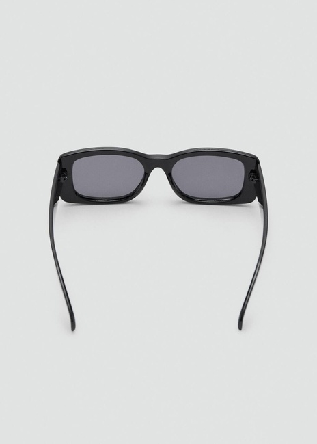 Фото ракурс 3 - Женские черные очки Mango артикул 27031182 99 2 season