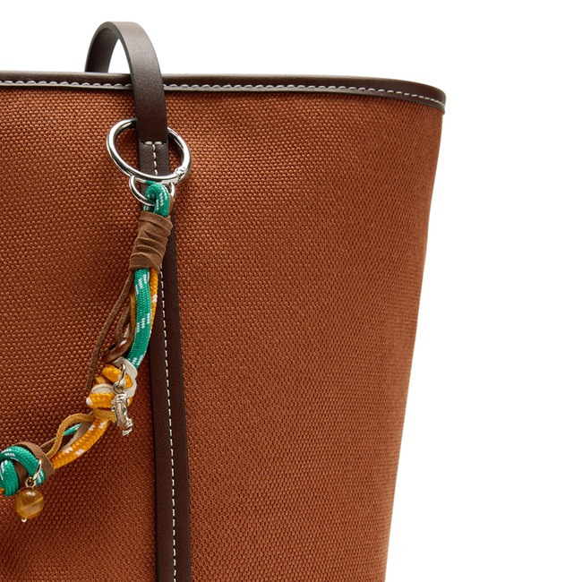 Женская оранжевая сумка Parfois артикул 232577 _OR FW2025 Фото ракурс 3 - Женская оранжевая сумка Parfois артикул 232577 _OR FW2025