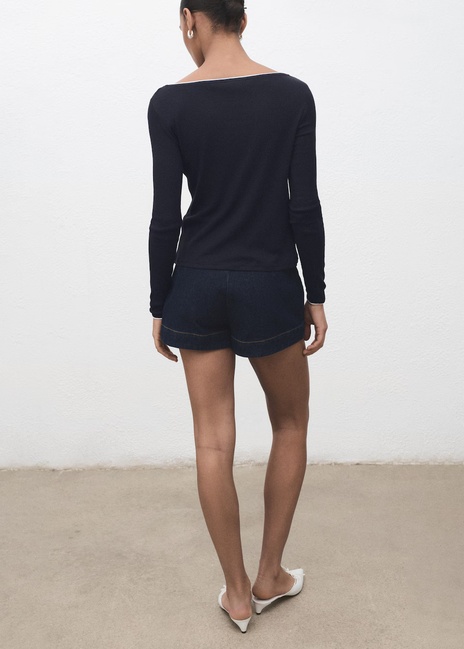 Жіночий синій лонгслів Mango артикул 17084094 56 1 season Фото ракурс 2 - Жіночий синій лонгслів Mango артикул 17084094 56 1 season