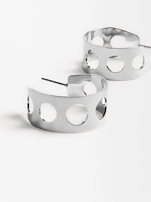 Женские серебряные серьги Parfois артикул 229370 _SV SS2025 Фото ракурс 2 - Женские серебряные серьги Parfois артикул 229370 _SV SS2025