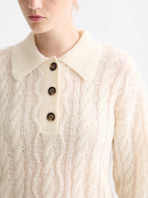 Жіночий бежевий светр SCOTCH & SODA артикул U9B01033T U137 FW2025 Фото ракурс 4 - Жіночий бежевий светр SCOTCH & SODA артикул U9B01033T U137 FW2025