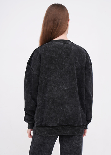 Фото ракурс 2 - Жіночий сірий світшот EQUILIBRI артикул W291 022 102 FUME FW2025