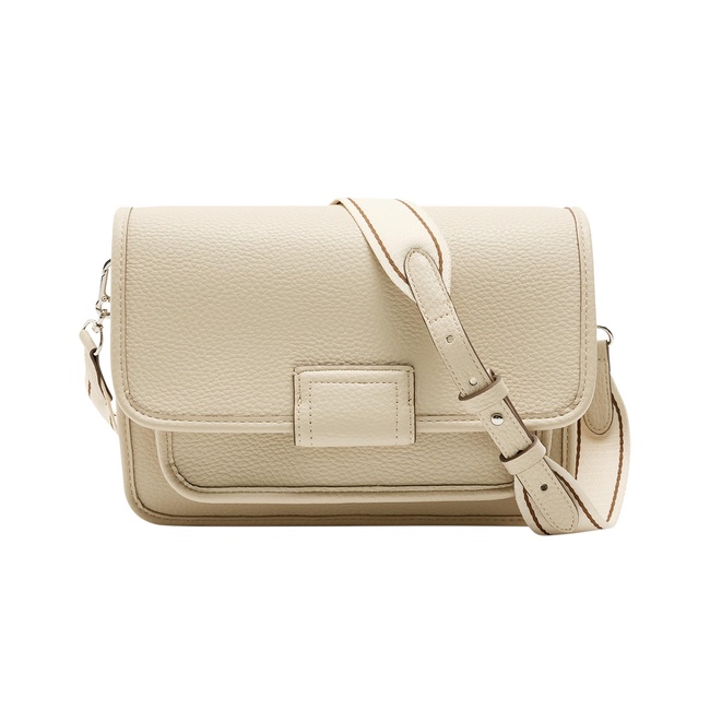 Женская молочная сумка Parfois артикул 232761 _EC FW2025 Фото ракурс 1 - Женская молочная сумка Parfois артикул 232761 _EC FW2025