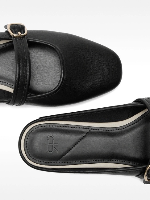 Фото ракурс 4 - Жіночі чорні туфлі Parfois артикул 237583 _BK FW2025