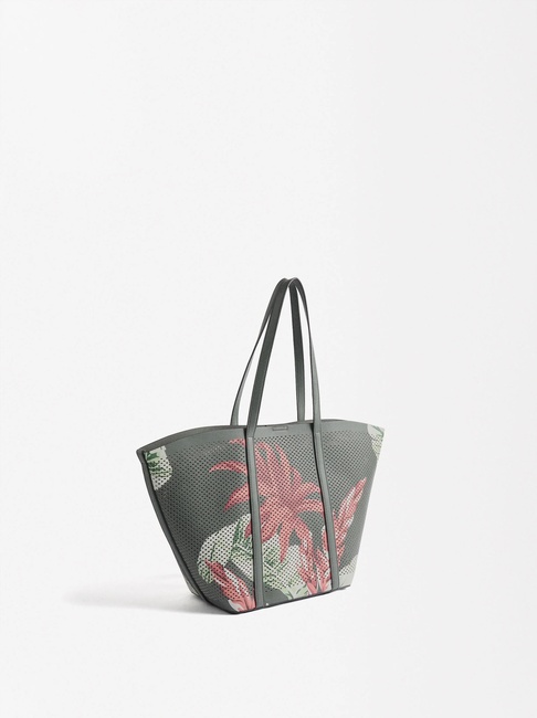 Женская серая сумка Parfois артикул 228657 _GY SS2025 Фото ракурс 2 - Женская серая сумка Parfois артикул 228657 _GY SS2025