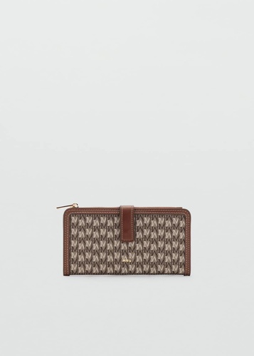 Фото ракурс 1 - Женский коричневый кошелёк Mango артикул 17074128 CU 1 season