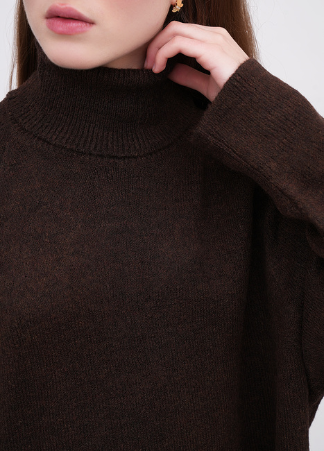 Жіночий коричневий светр EQUILIBRI артикул W342 080 000 Brown SS2026 Фото ракурс 4 - Жіночий коричневий светр EQUILIBRI артикул W342 080 000 Brown SS2026