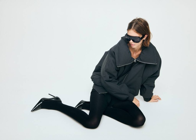 Фото ракурс 5 - Женская серая куртка Mango артикул 17069102 92 1 season