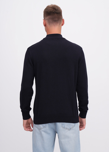 Фото ракурс 2 - Чоловічий синій светр EQUILIBRI артикул M342 004 000 NAVY BLUE FW2025