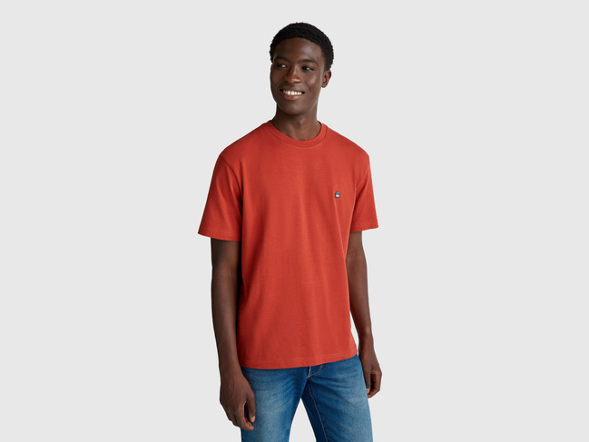 Фото ракурс 1 - Чоловіча червона футболка Benetton артикул 3MI5J1AF7 61J 25A