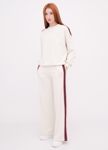 Фото ракурс 1 - Жіночі молочні штани EQUILIBRI артикул W291 044 200 MILK FW2025