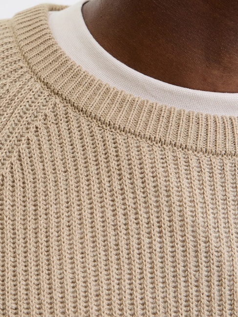 Фото ракурс 4 - Мужской бежевый джемпер Jack & Jones артикул 12278916 Crockery FW2025