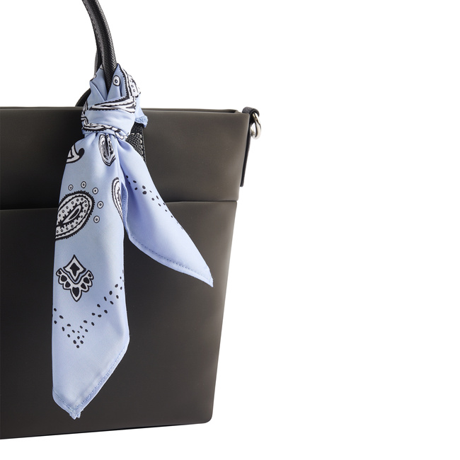 Фото ракурс 3 - Женская черная сумка Parfois артикул 229055 _BK SS2025