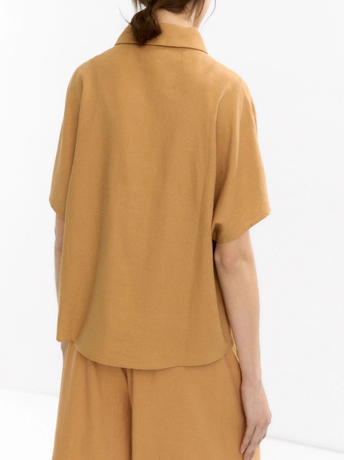 Жіноча жовта блузка Parfois артикул 232452 _MD FW2025 Фото ракурс 2 - Жіноча жовта блузка Parfois артикул 232452 _MD FW2025