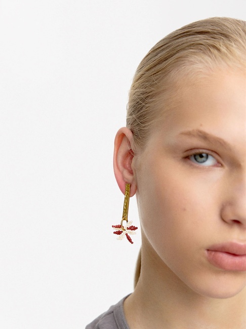 Фото ракурс 3 - Жіночі золоті сережки Parfois артикул 232927 _HM SS2025