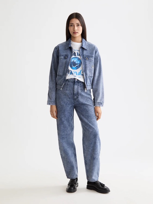 Жіноча біла футболка SCOTCH & SODA артикул U9A01062T U102 FW2025 Фото ракурс 4 - Жіноча біла футболка SCOTCH & SODA артикул U9A01062T U102 FW2025