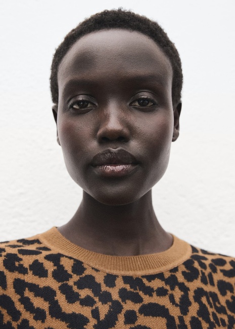 Женский коричневый джемпер Mango артикул 17026349 05 1 season Фото ракурс 4 - Женский коричневый джемпер Mango артикул 17026349 05 1 season