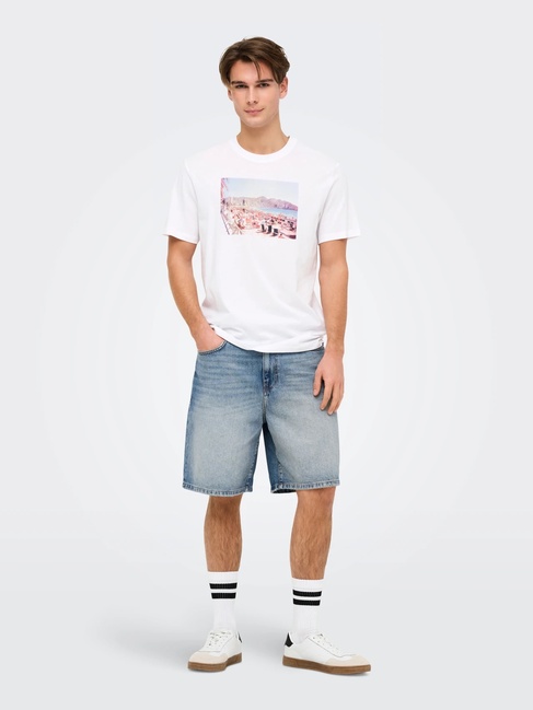 Чоловічі сині шорти ONLY & SONS артикул 22029085 Medium Blue Denim SS2025 Фото ракурс 5 - Чоловічі сині шорти ONLY & SONS артикул 22029085 Medium Blue Denim SS2025