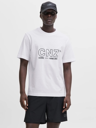 Фото ракурс 1 - Мужская белая футболка Jack & Jones артикул 12286300 bright white FW2025