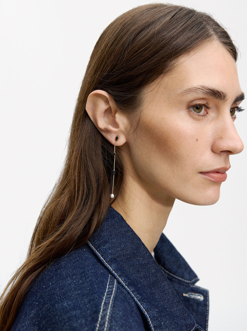 Фото ракурс 3 - Женские черные серьги Parfois артикул 215542 _BK SS2025