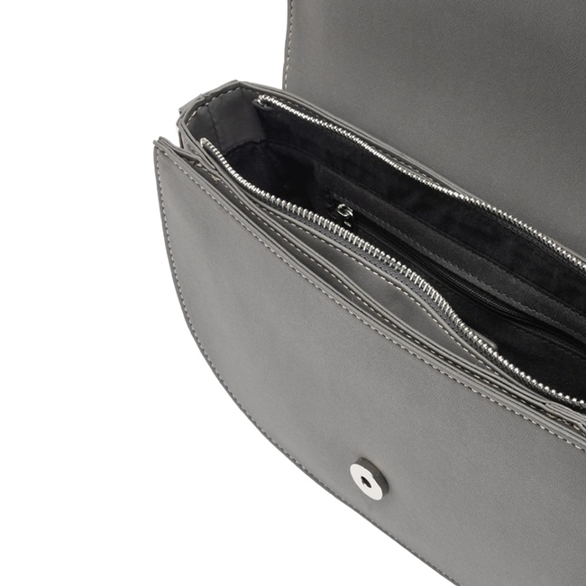 Жіноча сіра сумка Parfois артикул 241817 _GY SS2026 Фото ракурс 4 - Жіноча сіра сумка Parfois артикул 241817 _GY SS2026