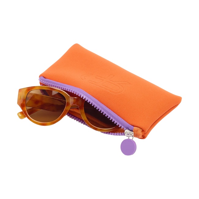 Жіночі коричневі окуляри Parfois артикул 234893 _BN FW2025 Фото ракурс 4 - Жіночі коричневі окуляри Parfois артикул 234893 _BN FW2025