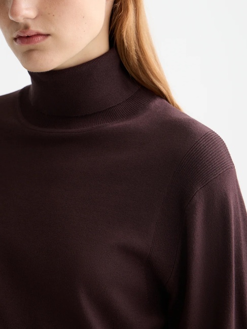 Женский коричневый свитер SCOTCH & SODA артикул U9B00825T U290 FW2025 Фото ракурс 4 - Женский коричневый свитер SCOTCH & SODA артикул U9B00825T U290 FW2025