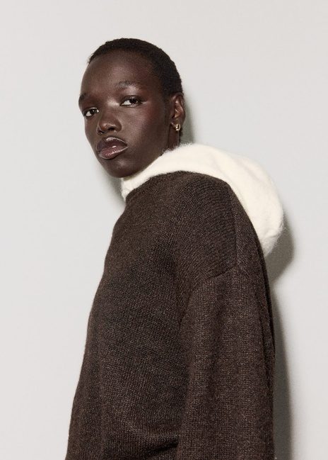 Жіночий коричневий джемпер Mango артикул 17007824 32 1 season Фото ракурс 1 - Жіночий коричневий джемпер Mango артикул 17007824 32 1 season