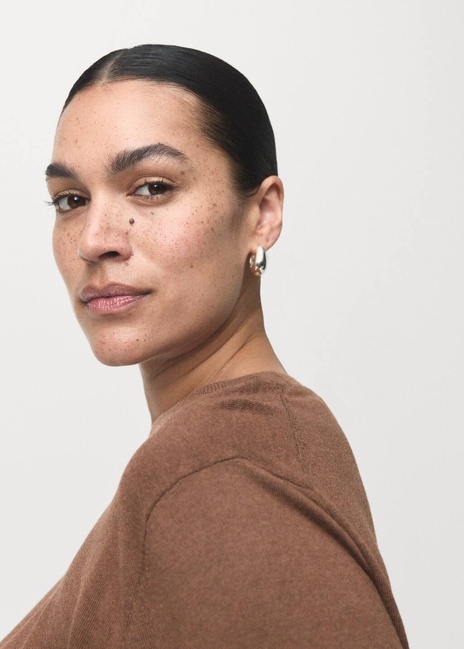 Жіночий коричневий джемпер Mango артикул 17005817 31 1 season Фото ракурс 7 - Жіночий коричневий джемпер Mango артикул 17005817 31 1 season