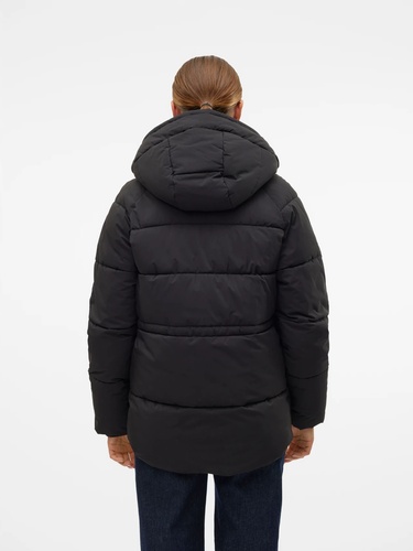 Фото ракурс 2 - Жіноча чорна куртка Vero Moda артикул 10311292 Black FW2025